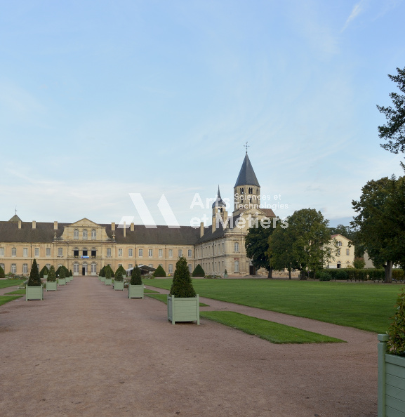 Cluny-Parc de l'abbaye-13-0006.jpg