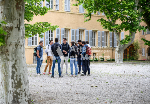 AI_cours_2023_0024