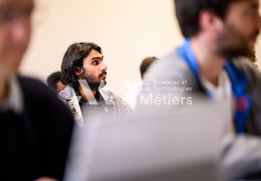 LI_salle_bezier_2024_0003