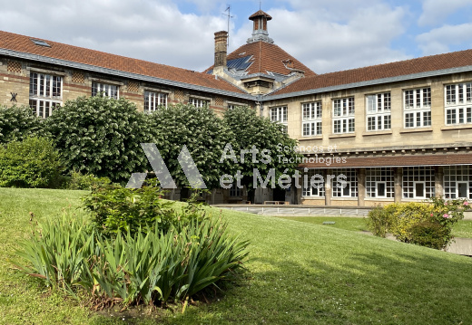 PA_cour_manet_2023_0002